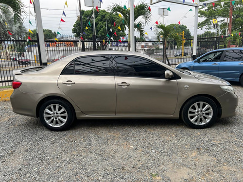 Imagen 2 de 18 de Toyota Corolla Xei