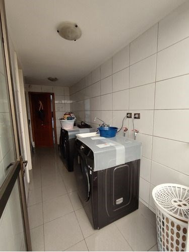 Casa Exclusiva En Arriendo De 6 Dorm. En Lo Barnechea