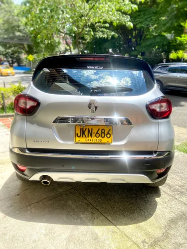 Renault Captur 2.0 Intens Automática