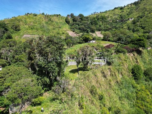 Se Vende Terreno De 1.400 M² En El Arenal, Sector San Mateo, Mérida.