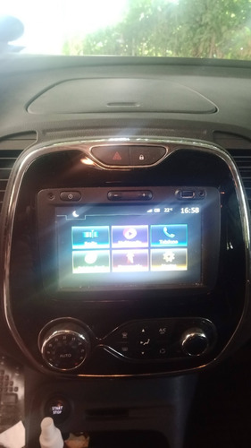 Renault Captur 2.0 Intens 2017 Services Oficiales 1er Dueño