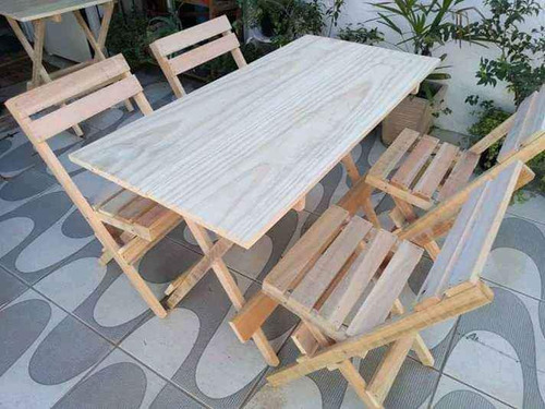 Imagem 1 de 3 de Descriçãojogo De Mesa Em Madeira Jk Com Cadeiras Dobráveis