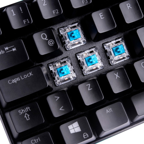 Imagen 4 de 7 de Teclado gamer VSG Mintaka QWERTY Kailh Blue español latinoamérica color negro con luz RGB