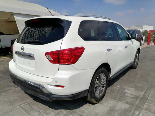Imagen 3 de 14 de Nissan Pathfinder 2017 3.5 Sense Cvt