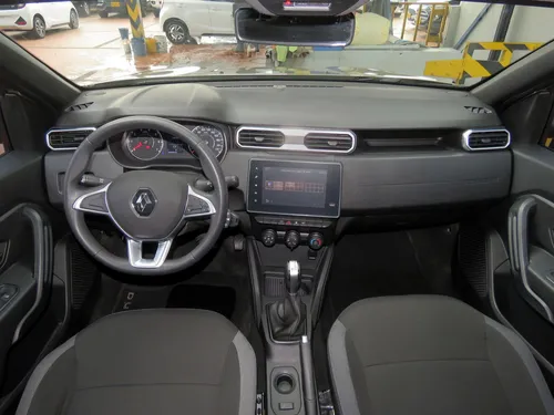 Renault Duster 1.3 Intense Cvt