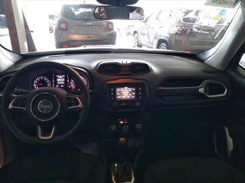 Renegade 1.8 16v Flex Sport 4p Automático