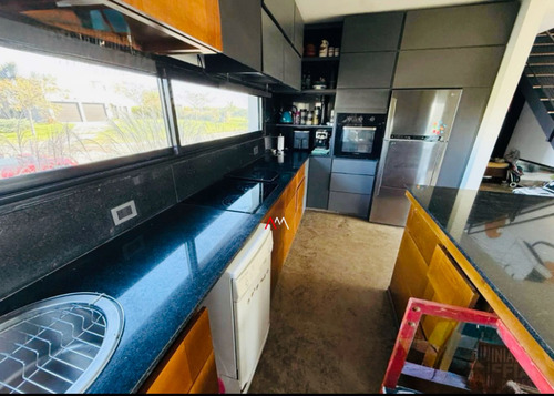 Casa En Venta En San Sebastian - Apto Credito
