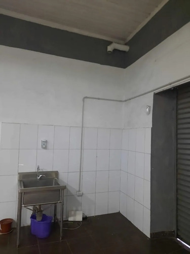 Vendo Local Comercial En Plenos Centro De Santiago, Lord Coc