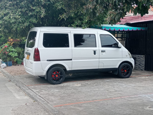 Chevrolet Van N300 Full