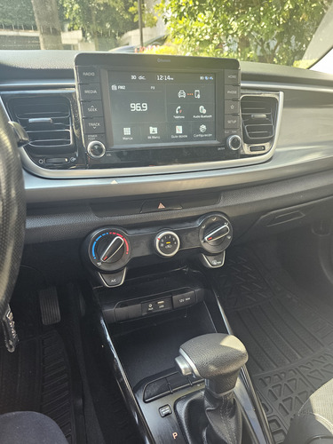 Kia Rio 1.6 Ex Sedan At