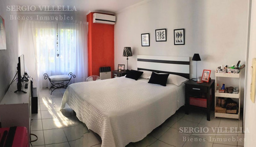 Imagen 14 de 19 de Casa De Tres Dormitorios En Venta En Funes