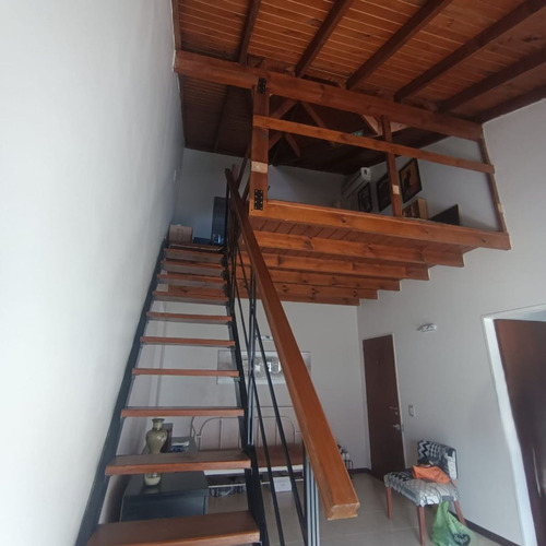 Departamento C/ Balcón Y Cocheras-luz Avell Centro