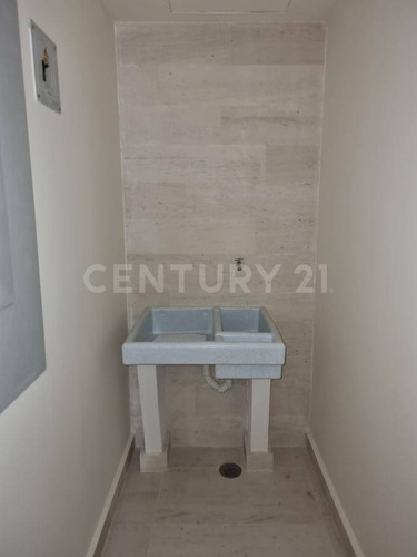 Imagen 20 de 30 de ¡oportunidad Única! Vida Sofisticada Junto Al Mar Sls Cancún. C3153