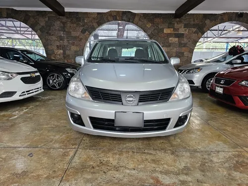Nissan Tiida 1.8 Advance Sedan Mt