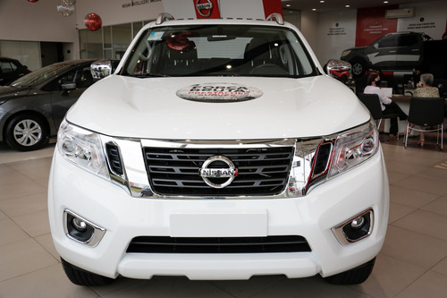 Imagem 2 de 14 de Nissan Frontier 2.3 Td Cd Le 4x4 (aut)