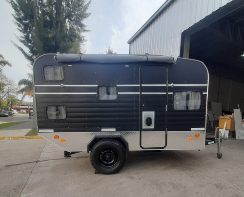 Imagen 8 de 25 de Casa Rodante Tipo Off Road Excelente Diseño Y A Toda Prueba!
