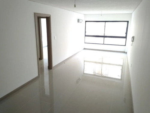 Venta Apartamento 1 Dormitorio Centro Montevideo City Tower 704