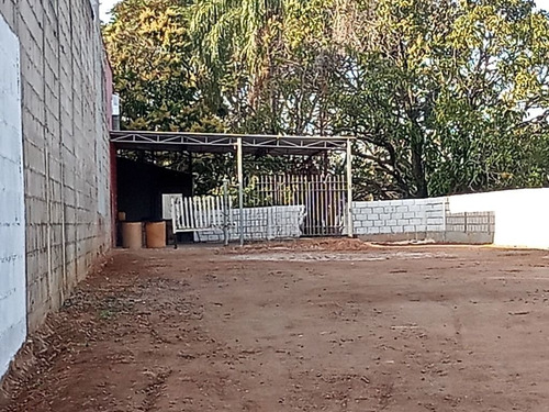 Imagem 4 de 5 de Terreno Para Alugar, 570 M² Por R$ 2.000,00/mês - Lenheiro - Valinhos/sp - Te0299