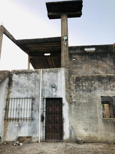 ¡gran Oportunidad! Se Vende Lote Con Construcción A Terminar ¡ideal Inversor!