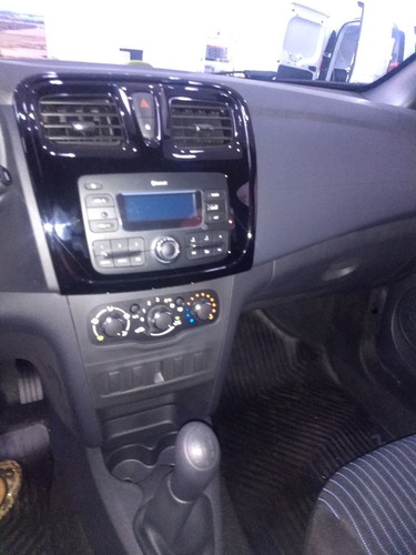 Renault Logan Life 1.6 16 V (cd)