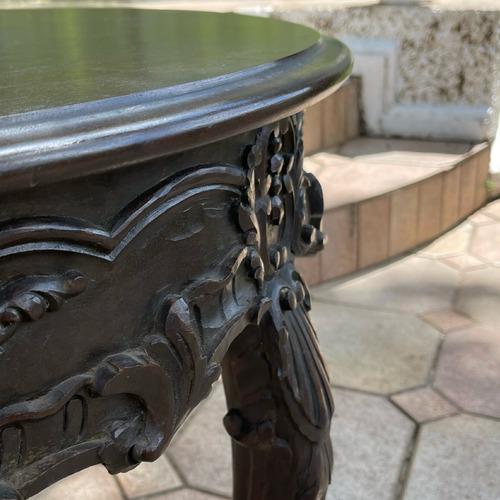 Mesa De Centro Estilo Renascença Entalhada Em Madeira Maciça Marrom-escuro (Usado)