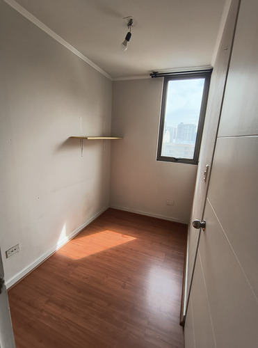 Arriendo Departamento Santiago Centro 3 Dormitorios, 2 Baños