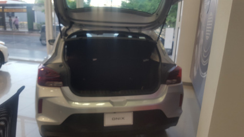 Imagen 6 de 25 de Chevrolet Onix Lt Tech 1.2 90 Cv Fs