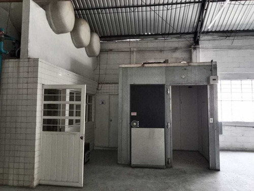 Rento Bodega Comercial En Atizapan Centro En Avenida Adolfo Lopez Mateos Rhb46