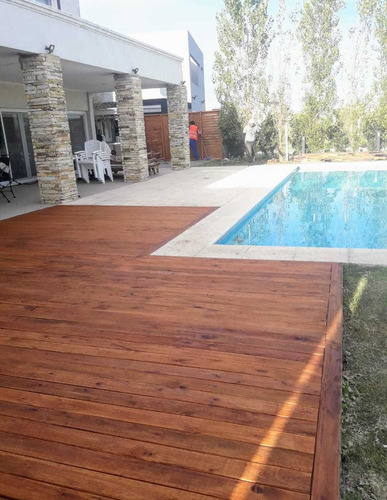 Pergola De Madera Dura Instalada