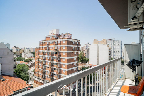 Luminoso 2 Ambientes En Piso Alto En Venta - Floresta