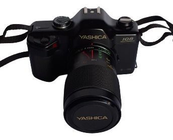 Camara Fotográfica Profesional Yashica 108 Multi Program