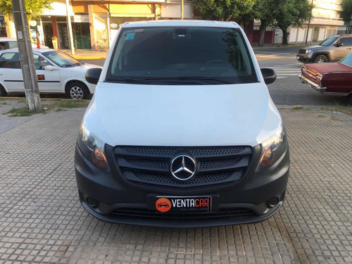 Imagen 8 de 10 de Mercedes-benz Vito 2018 1.6 111 Cdi Furgon Mixto Aa 114cv