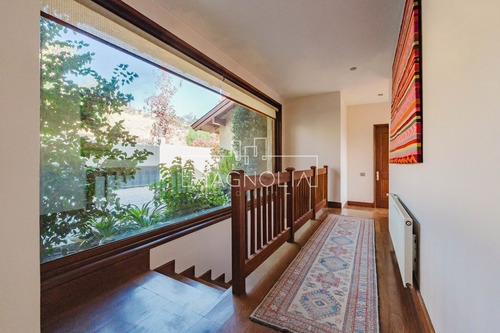 Casa En Arriendo De 5 Dorm. En Lo Barnechea