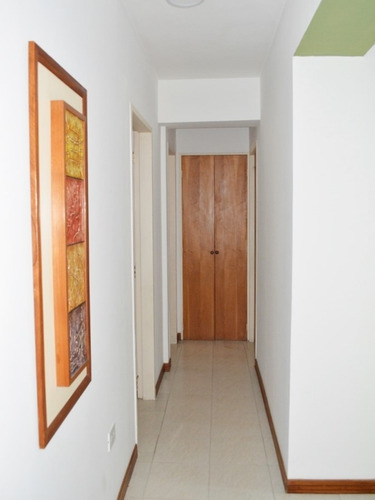 Imagen 9 de 18 de *0414* 4713559* Apartamento En Venta En Valles De Camoruco/valencia. Resd Country Palace, 130mts,amplio,3hab,2baños,2puestos Techados,agua 24/7,planta 50%,maletero,gas Directo,se Firma Por Registro.