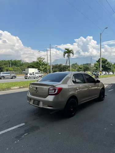 Renault Logan 1.6 Authentique