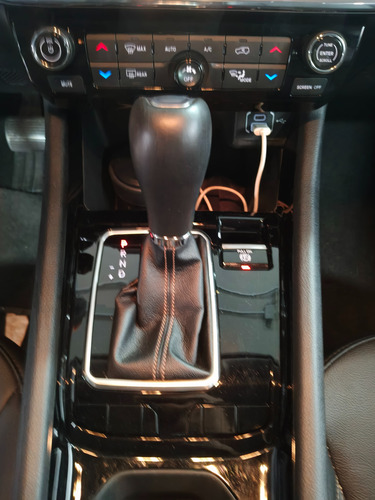 Jeep Compass 2.4 Limited 4x2 At