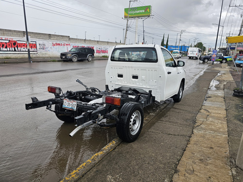 Toyota Hilux 2.7 Chasis Cabina Mt