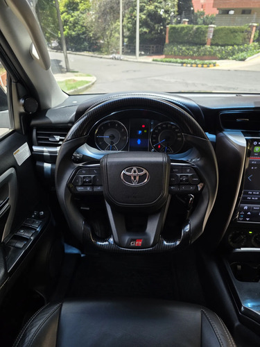 Toyota Fortuner 2.4 Street At 7As