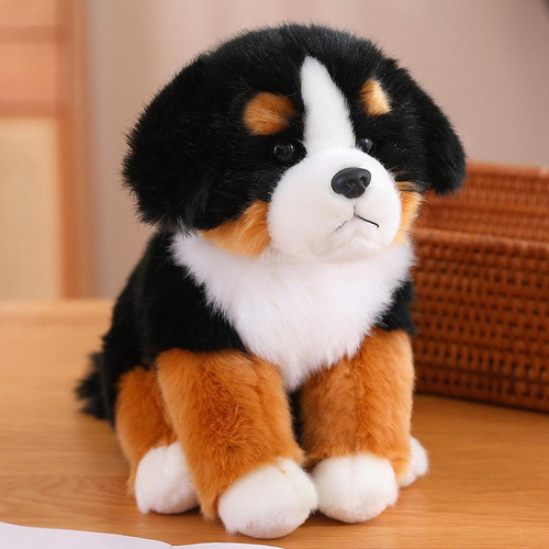 Lindo Perro De Peluche, Animales De Perro De Montaña De