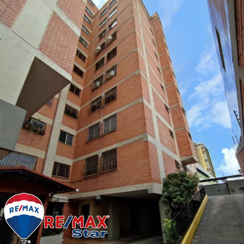 Imagen 15 de 15 de En Venta Espacioso Apartamento Zona Centro Residencia Torre Venezolana