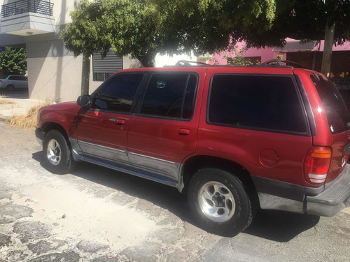 Imagen 5 de 15 de Ford Explorer 4.0 Xlt 4x2 2001