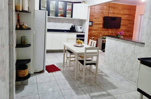 Imagem 12 de 14 de 6014 - Casa 2 Dormitórios Piscina Churrasqueira Peruíbe