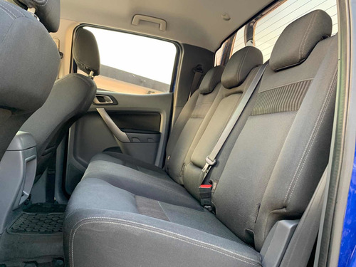 Imagen 10 de 14 de Ford Ranger 3.2 Xlt Diésel Cabina Doble 4x4 At 2017