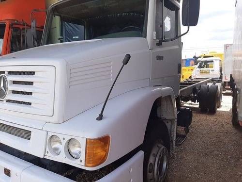 Mercedes Benz L1218 L1218 6x2 Chassis