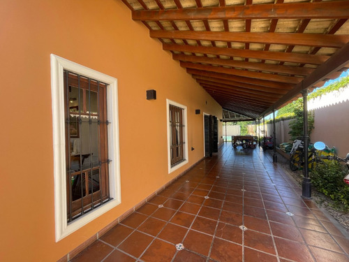 Casa 3 Ambientes En Venta - Pueblo Nuevo - Luján