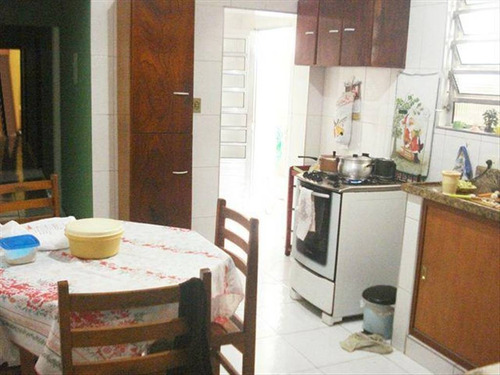 Imagem 2 de 25 de Casa Bem Próximo A Avenida Antônio Emerich E Do Hipermercado Extra E Do Bradesco E Também De Escolas Como Escola Particular Mundial E Escola Municipal Constante - Hm1032