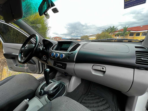 Imagen 12 de 15 de Mitsubishi Sportero Sportero