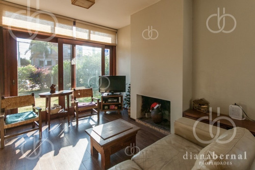 Casa De 3 Dormitorios En Mansa, Punta Del Este. - Ref: 41178