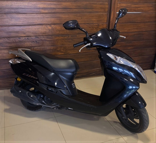 Imagen 2 de 10 de Honda Elite 125