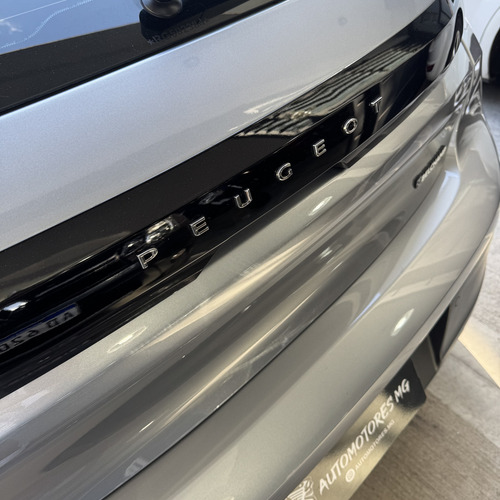 Peugeot 208 1.6 Style Tiptronic